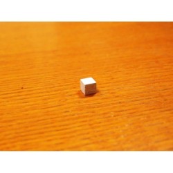 Cubetto 8mm Legno naturale (250 pezzi)